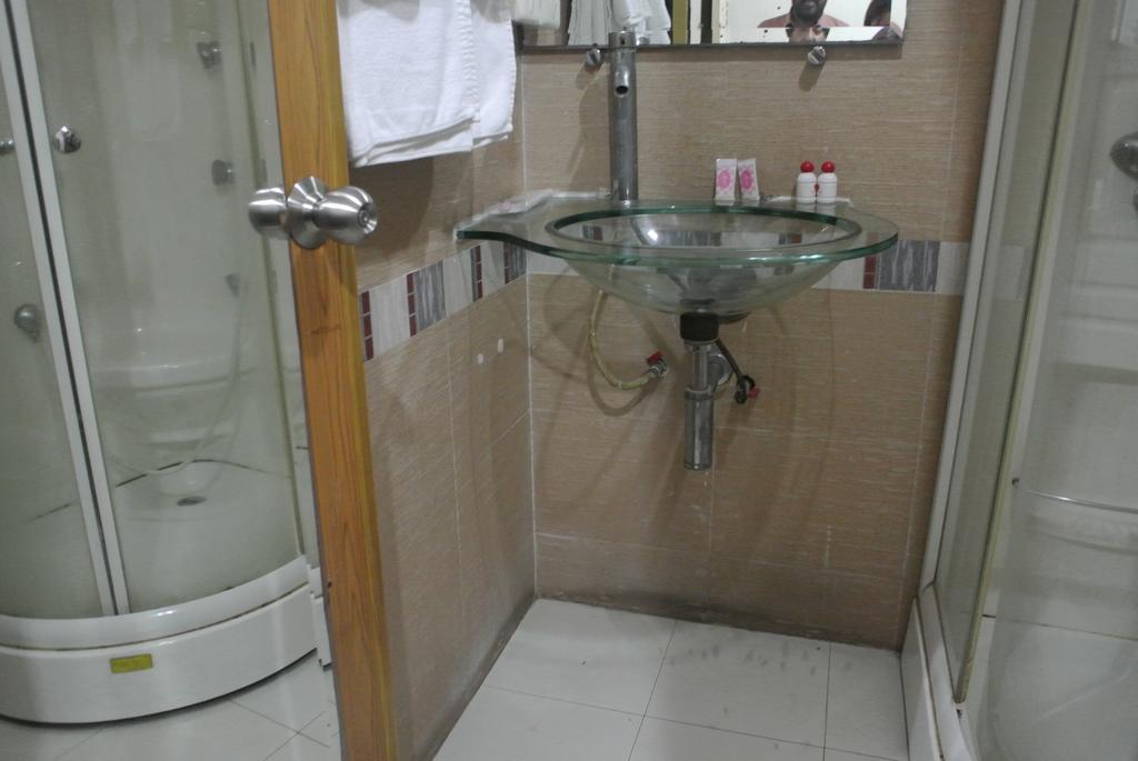 サン シティ ホテル バンコク都 部屋 写真